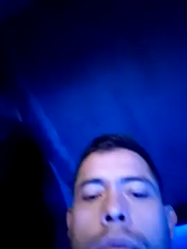 Snapshot of PitoDuroWuero chatting on 11.19.25 PitoDuroWuero online show from 11.19.25