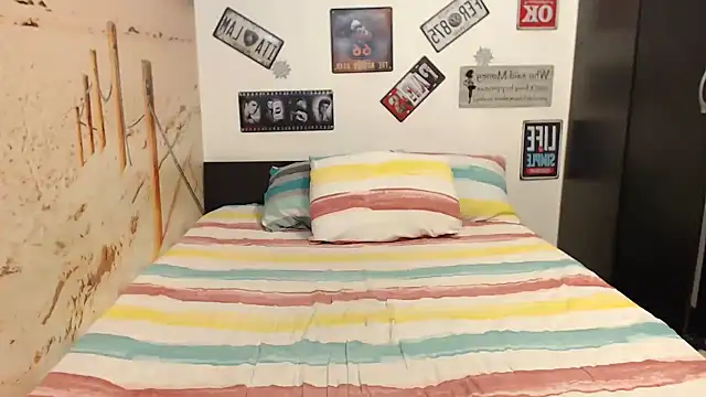 Snapshot of SugarDiamonds chatting on 03.19.25 SugarDiamonds online show from 03.19.25