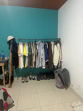 AlexanderBianchi2 online show from 12.14.25