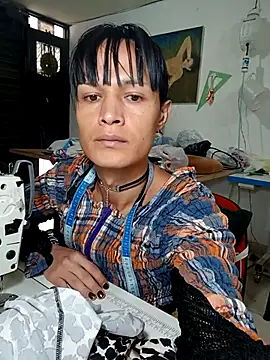 PaulinaLondra2 online show from 11.13.25