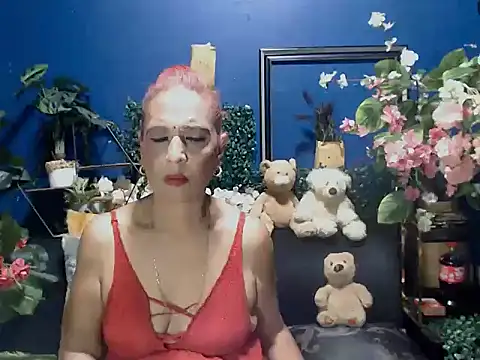 Hot queen57 online show from 01.15.26