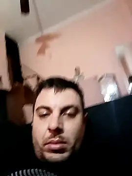 Snapshot of YostinAndSabri chatting on 11.19.25 YostinAndSabri online show from 11.19.25