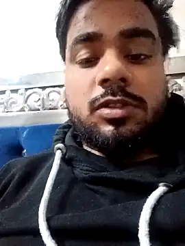 Snapshot of naughtyboyjii chatting on 11.12.25 naughtyboyjii online show from 11.12.25