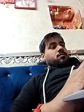 Snapshot of naughtyboyjii chatting on 11.14.25 naughtyboyjii online show from 11.14.25