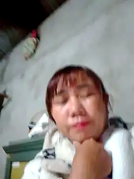 Snapshot of be-yeu chatting on 11.03.25 be-yeu online show from 11.03.25