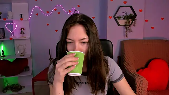 baby hotte online show from 03.10.26