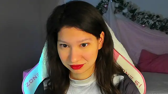 SaraDenars online show from 12.14.25