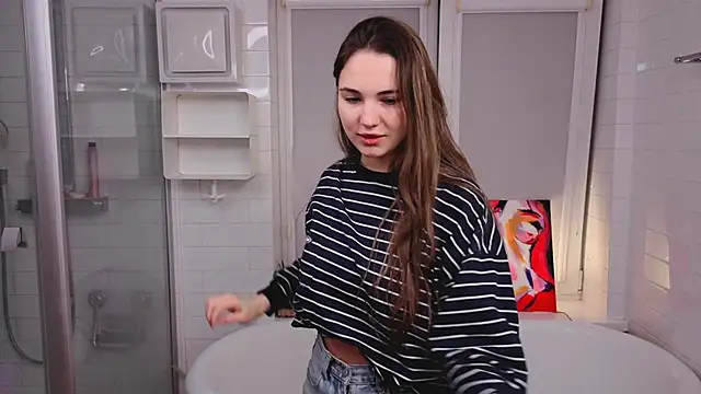 LeenaPuita online show from 12.03.25