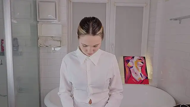 LeenaPuita online show from 02.25.26