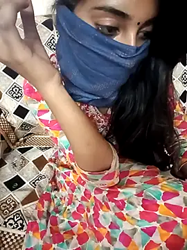 Snapshot of Tamil_White_Rose chatting on 02.25.26 Tamil White Rose online show from 02.25.26