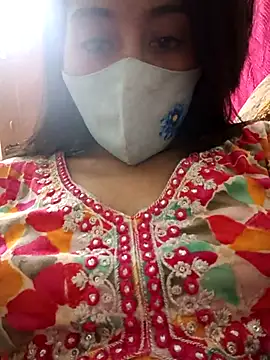 Snapshot of Tamil_White_Rose chatting on 05.01.26 Tamil White Rose online show from 05.01.26