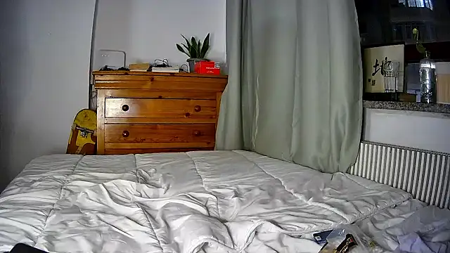 Gatitasalvaje123 online show from 12.04.25