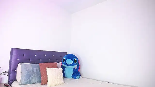 BryanaSmiths online show from 12.16.25