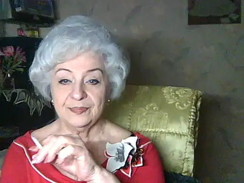 Snapshot of ValeriaKroww chatting on 05.03.26 ValeriaKroww online show from 05.03.26