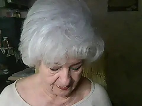Snapshot of ValeriaKroww chatting on 05.30.26 ValeriaKroww online show from 05.30.26