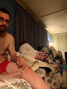 biggdaddyandqueenn online show from 11.24.25