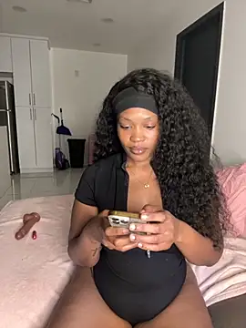 PrincessDreamm online show from 12.04.25