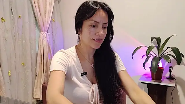 Bella Exhibition online show from 02.21.26