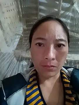 Snapshot of oanh-oanhbay chatting on 11.26.25 oanh-oanhbay online show from 11.26.25