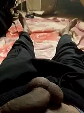 Snapshot of akram306 chatting on 11.08.25 akram306 online show from 11.08.25