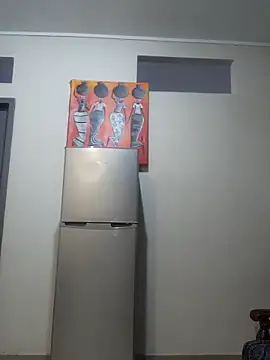 Mommy Sienna online show from 12.23.25