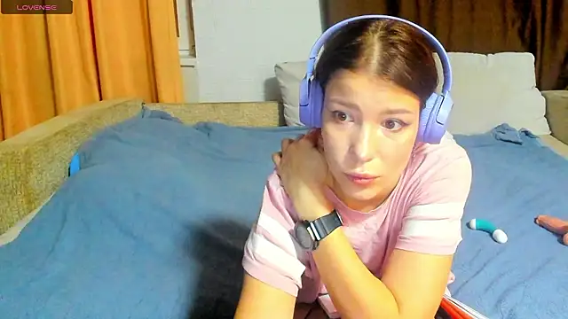 Snapshot of Eva_purrr_ chatting on 02.03.26 Eva purrr online show from 02.03.26