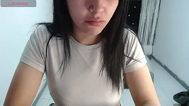 Snapshot of Darkittydoll-15 chatting on 12.05.25 Darkittydoll-15 online show from 12.05.25