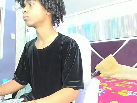 Snapshot of Santy_bigcock_01 chatting on 01.13.26 Santy bigcock 01 online show from 01.13.26