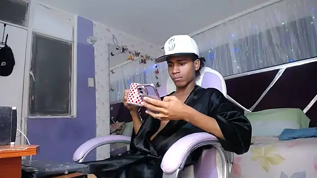 Santy bigcock 01 online show from 05.06.26