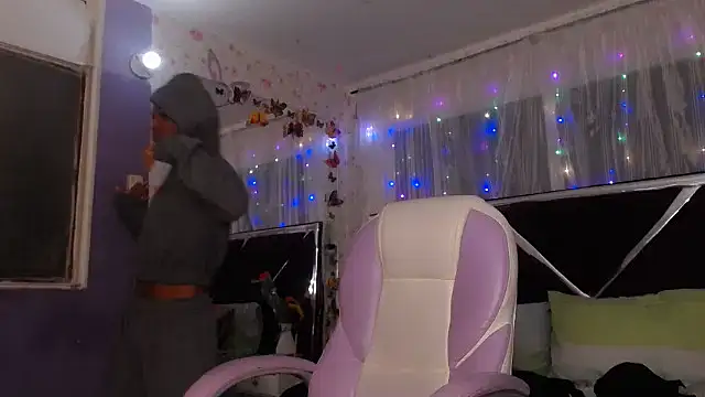 Santy bigcock 01 online show from 05.16.26