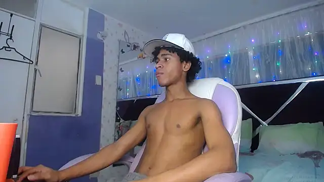 Santy bigcock 01 online show from 05.19.26