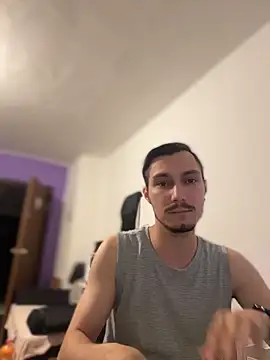 mihneaxxx online show from 04.22.26