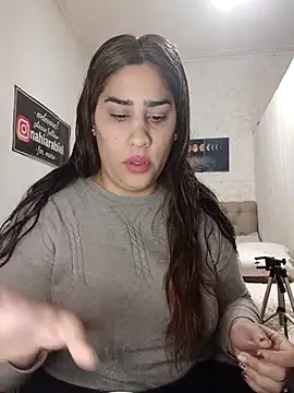 Snapshot of nahiarabiel33 chatting on 06.13.26 nahiarabiel33 online show from 06.13.26