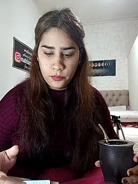 Snapshot of nahiarabiel33 chatting on 06.23.26 nahiarabiel33 online show from 06.23.26