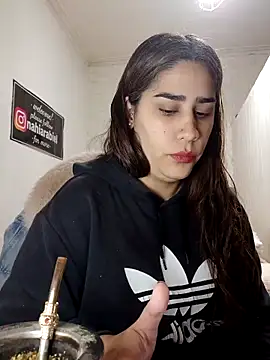 Snapshot of nahiarabiel33 chatting on 06.30.26 nahiarabiel33 online show from 06.30.26