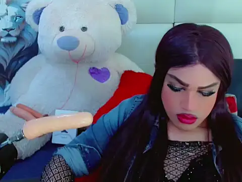 Snapshot of NharaBigCock chatting on 11.07.25 NharaBigCock online show from 11.07.25