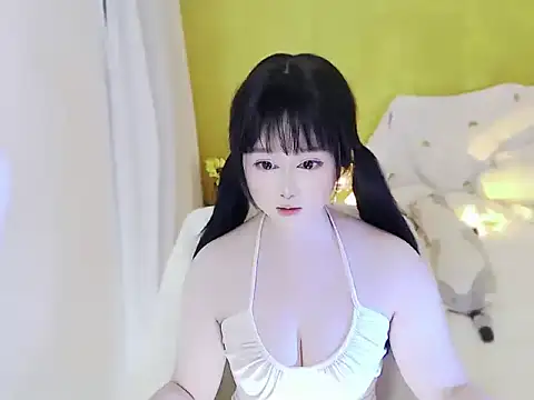 Nina37 online show from 11.09.25