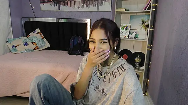 lyam ebony  online show from 12.01.25