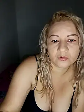 Karoline milf hot online show from 11.14.25