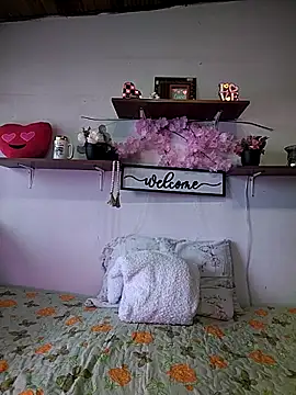 salomehill1 online show from 02.06.26