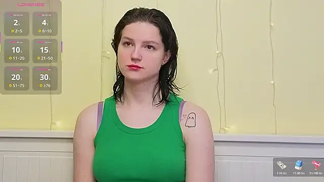 LatinaHuguenin online show from 01.19.26