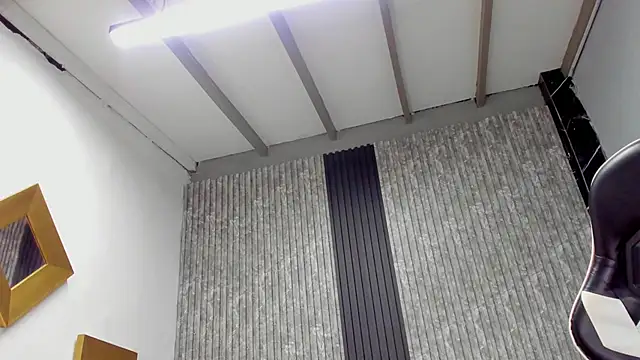 Caitlyn-Joness  online show from 11.07.25