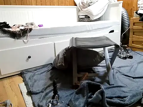 AgnesCross39 online show from 03.08.26