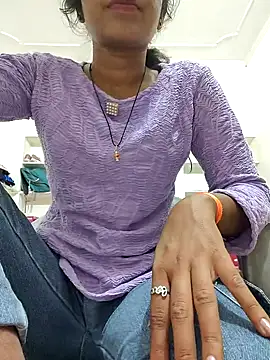 Snapshot of Isha_kumari_69 chatting on 02.23.26 Isha kumari 69 online show from 02.23.26