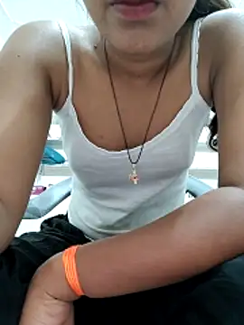 Snapshot of Isha_kumari_69 chatting on 02.26.26 Isha kumari 69 online show from 02.26.26