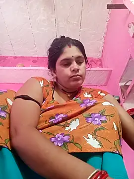 Snapshot of Chinki_pande chatting on 05.27.26 Chinki pande online show from 05.27.26