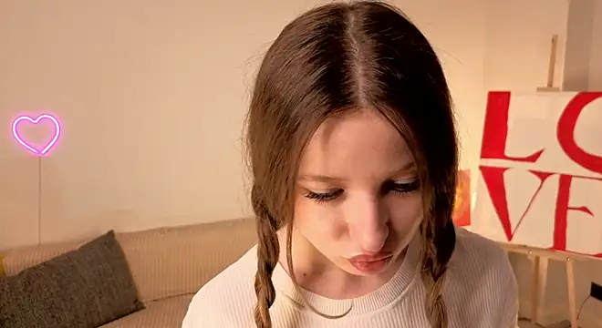 Snapshot of eirakiliana chatting on 11.07.25 eirakiliana online show from 11.07.25