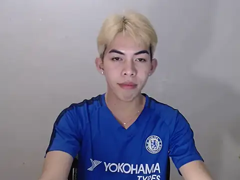 Snapshot of Urhotsilverboy chatting on 06.09.26 Urhotsilverboy online show from 06.09.26