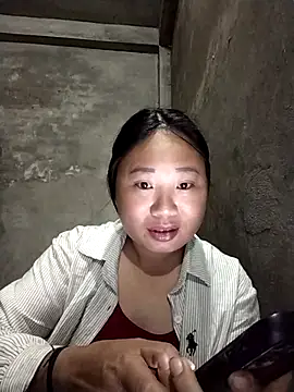 Snapshot of MINSSA502 chatting on 04.27.26 MINSSA502 online show from 04.27.26