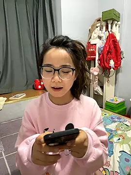 Hmm 0303 online show from 11.16.25